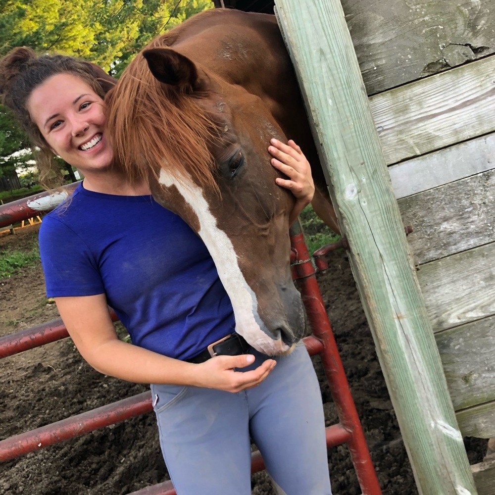 Meet your Posher, Kelly